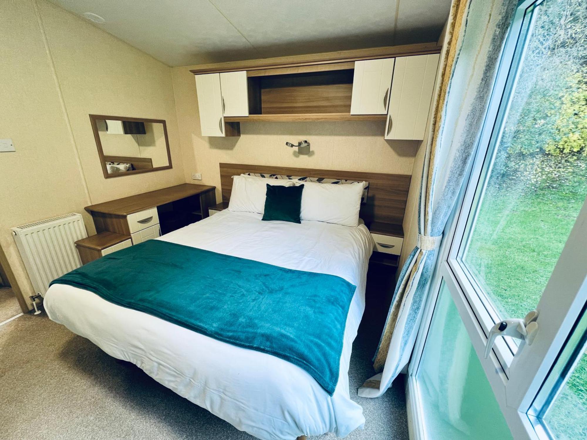 2 Bedroom Caravan Lg13, Shanklin, Isle Of Wight Экстерьер фото